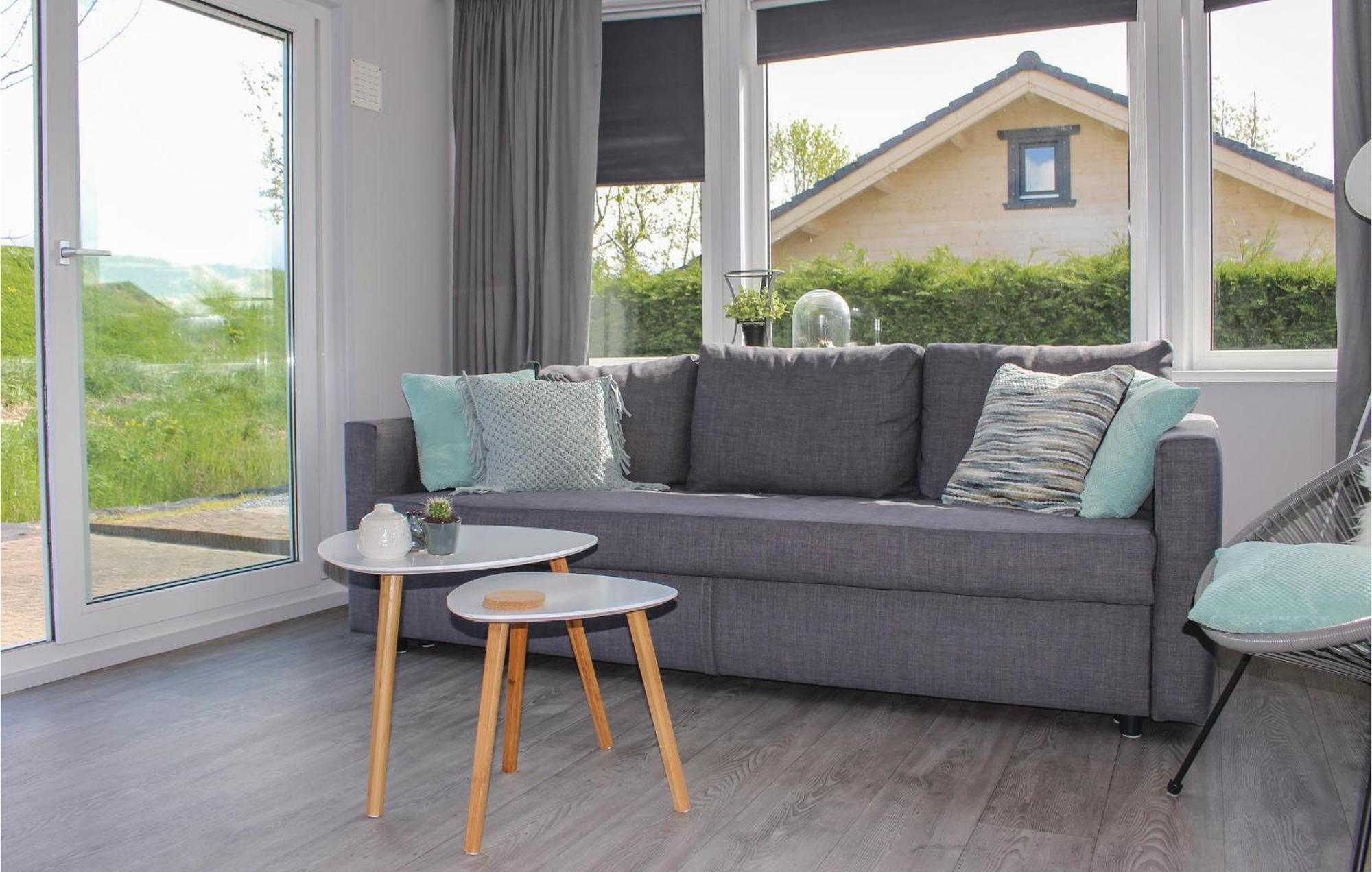 Beautiful Home In Sint-Annaland With Kitchen Bagian luar foto